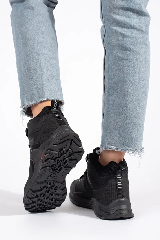 Juodos spalvos neperšlampantys... Juodos spalvos neperšlampantys...