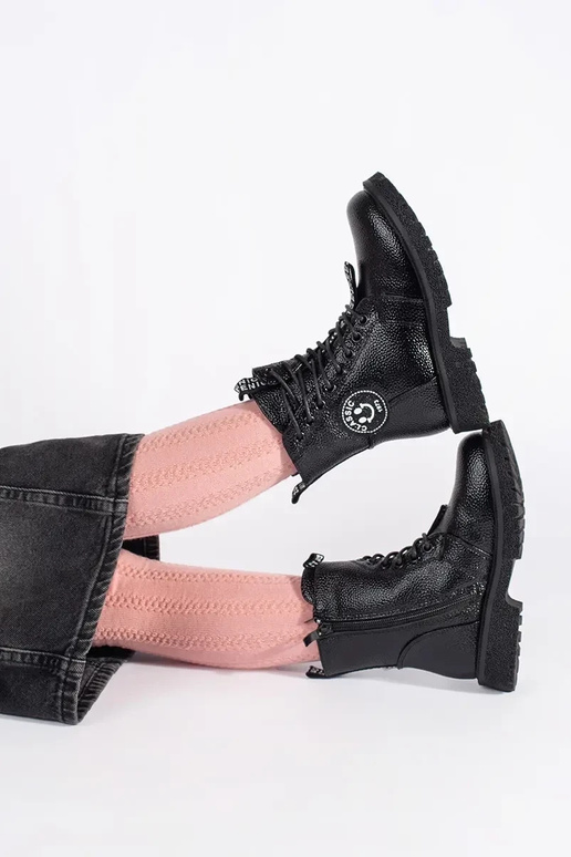 Vaikiški juodos spalvos... Vaikiški juodos spalvos...