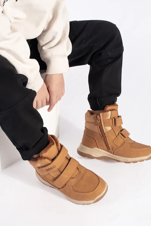 Pašiltinti berniukiški batai Velcroy