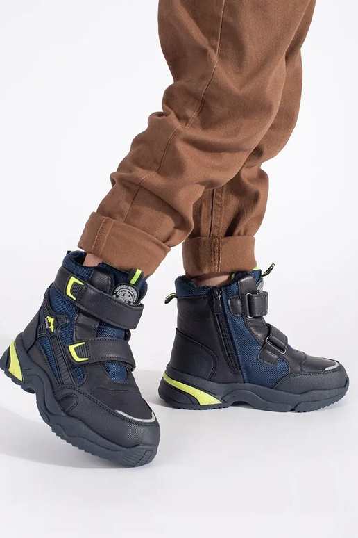 Tamsiai mėlynos spalvos...