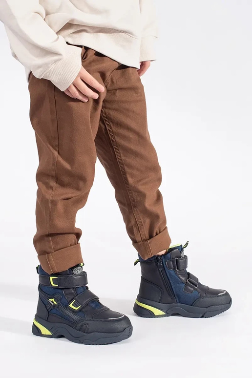 Tamsiai mėlynos spalvos...