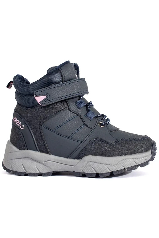 Tamsiai mėlynos spalvos batai...