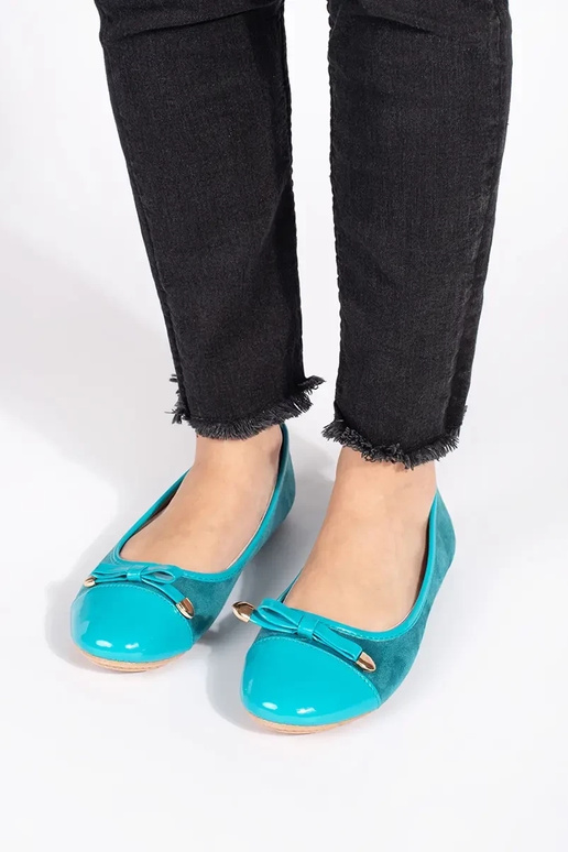 Mėlynos spalvos balerinos Mėlynos spalvos balerinos