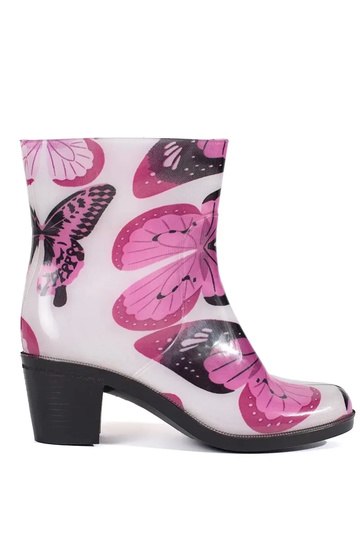 Guminiai batai su kulniukais