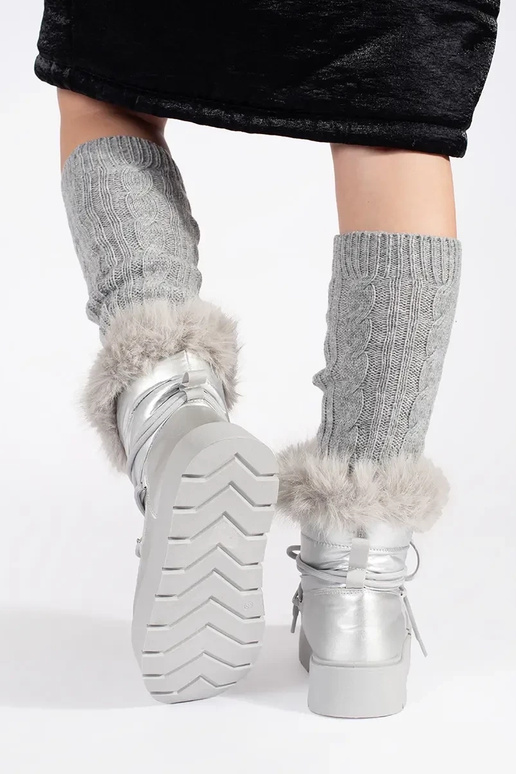 Sidabro spalvos moteriški sniego... Sidabro spalvos moteriški sniego...