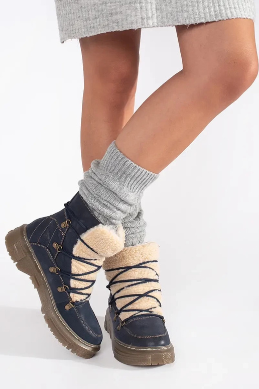 Tamsiai mėlyni izoliuoti aulinukai su... Tamsiai mėlyni izoliuoti aulinukai su...