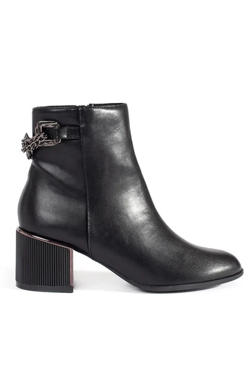 Juodi moteriški batai ant...