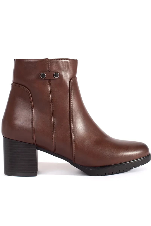 Rudos spalvos batai ant aukštakulnių...