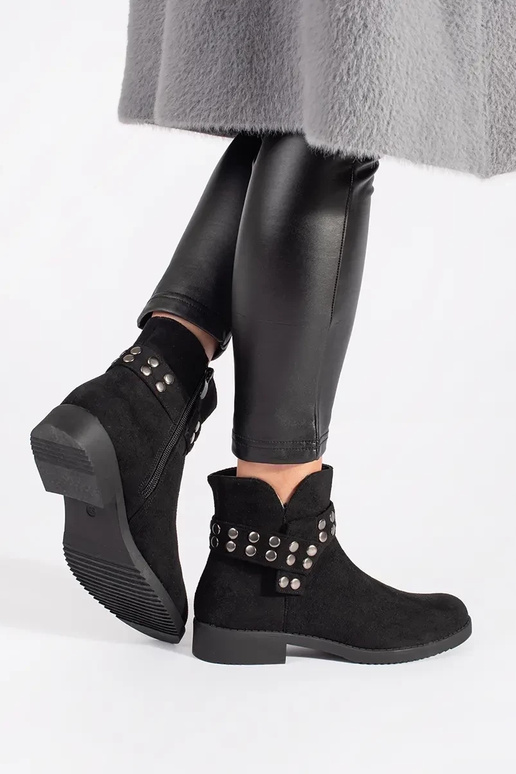 Zomšiniai žemi moteriški batai Zomšiniai žemi moteriški batai