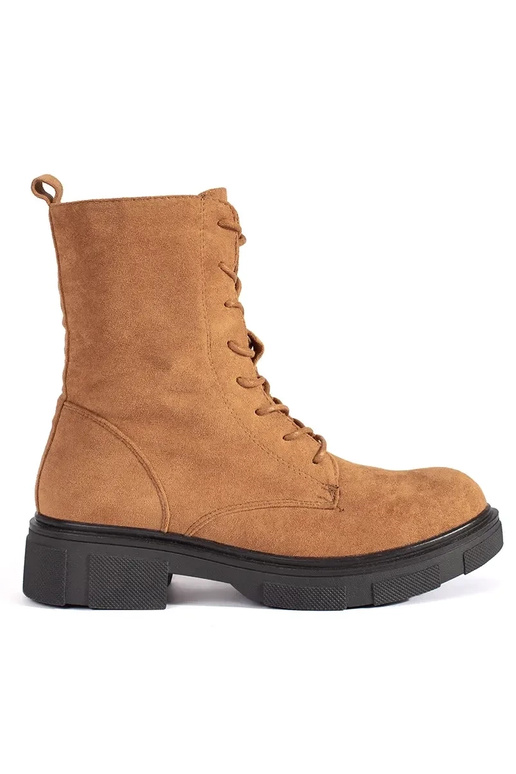 Rudos spalvos izoliuoti auliniai batai Rudos spalvos izoliuoti auliniai batai