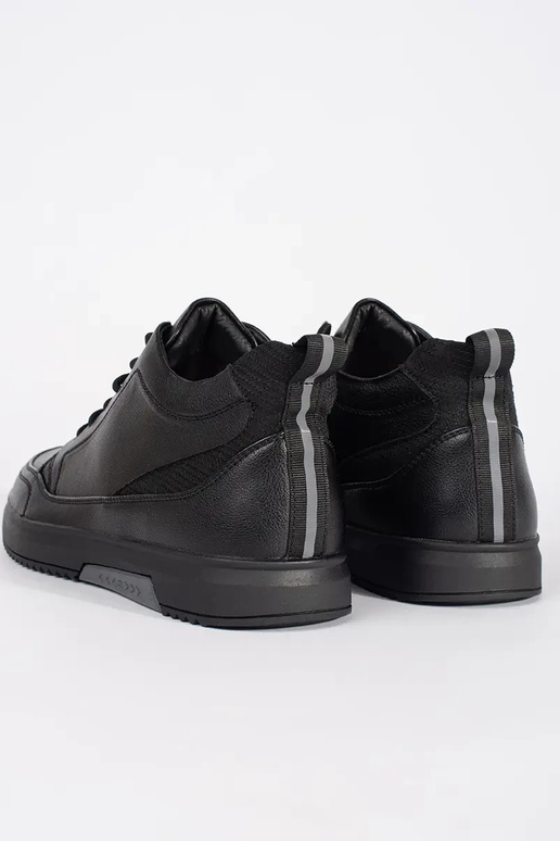 Juodos spalvos vyrų šilti batai