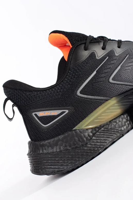 Pilkai juodos spalvos vyrų sportiniai... Pilkai juodos spalvos vyrų sportiniai...