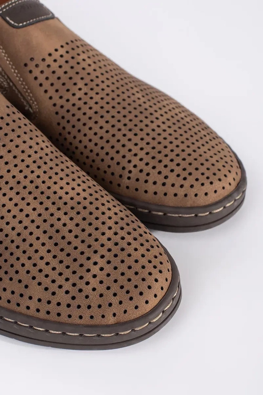 Rudos spalvos ažūriniai vyriški... Rudos spalvos ažūriniai vyriški...