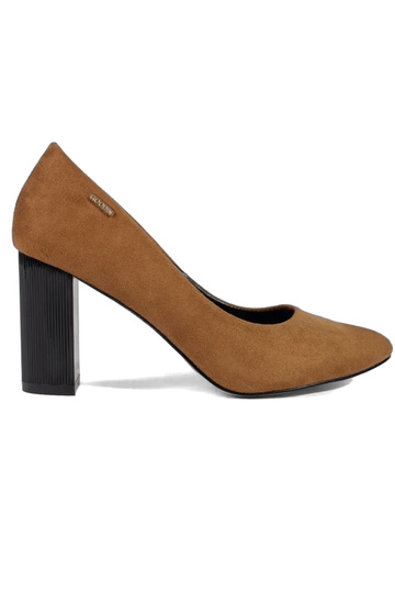 Rudos spalvos aukštakulniai