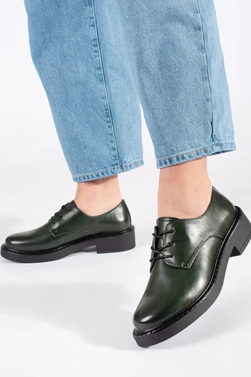 Žalios spalvos pusbačiai... 2