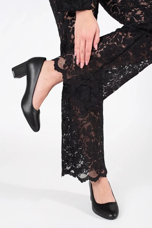 Juodos spalvos klasikiniai...