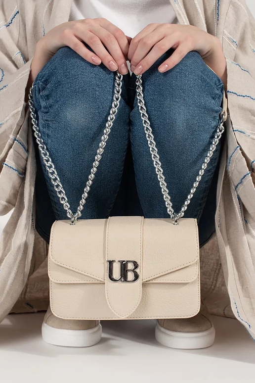 Ryškiai mėlynos spalvos mažo dydžio... Ryškiai mėlynos spalvos mažo dydžio...