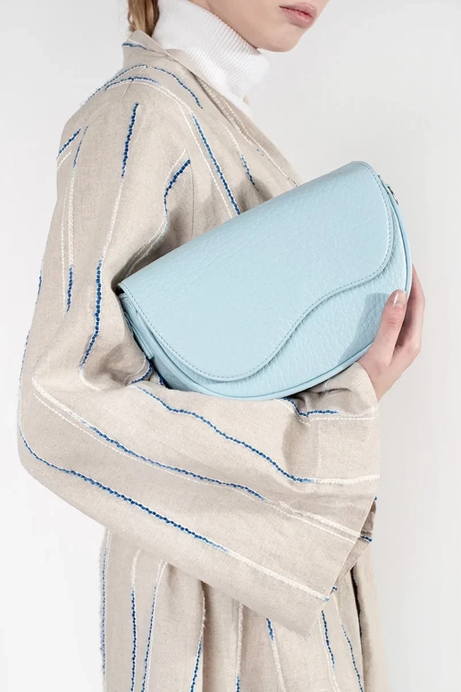 Mėlyna rankinė Mėlyna rankinė