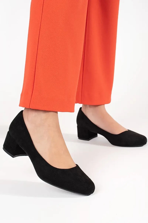 Aukštakulniai juodos spalvos iš... Aukštakulniai juodos spalvos iš...