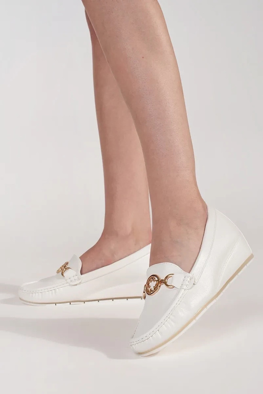 Baltos mokasinai ant platformos Baltos mokasinai ant platformos