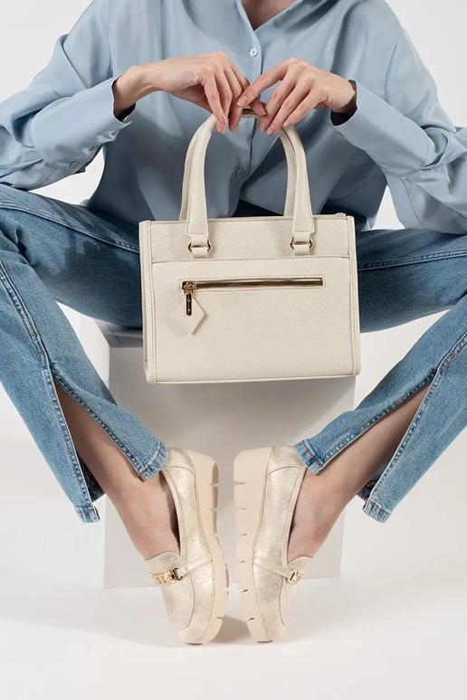 Aukso spalvos mokasinai ant... Aukso spalvos mokasinai ant...