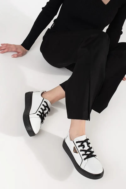 Juodos-baltos spalvos Sneakers... Juodos-baltos spalvos Sneakers...