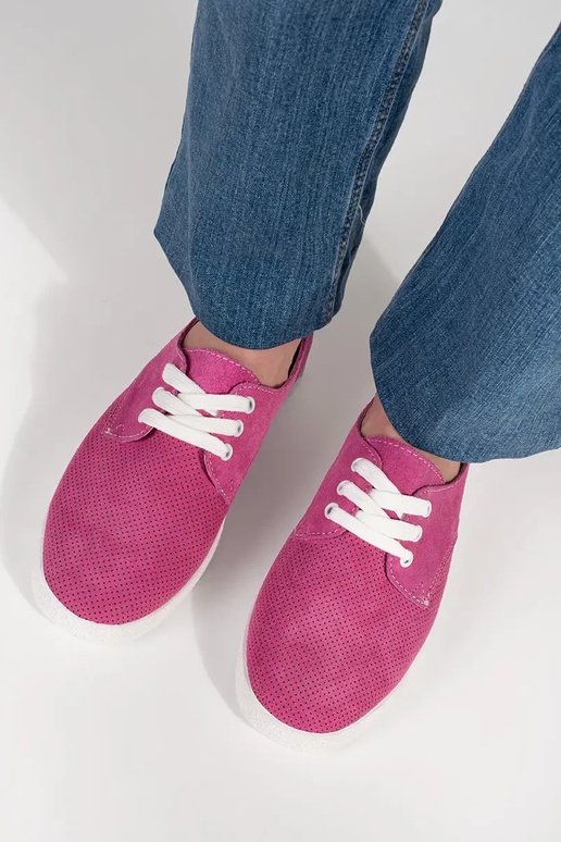 Smėlio spalvos odiniai sneakersai su... Smėlio spalvos odiniai sneakersai su...