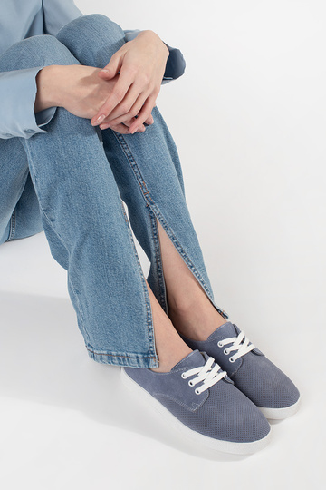 Mėlynos spalvos batai... 2