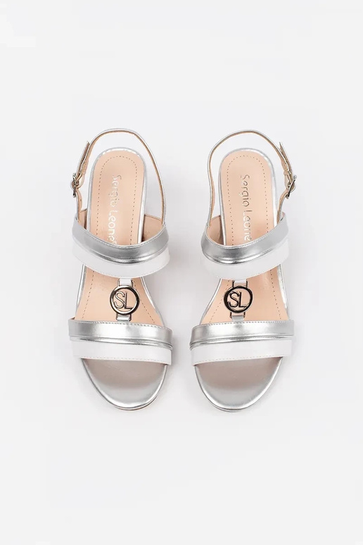 Moteriškos basutės ant aukštakulnio... Moteriškos basutės ant aukštakulnio...