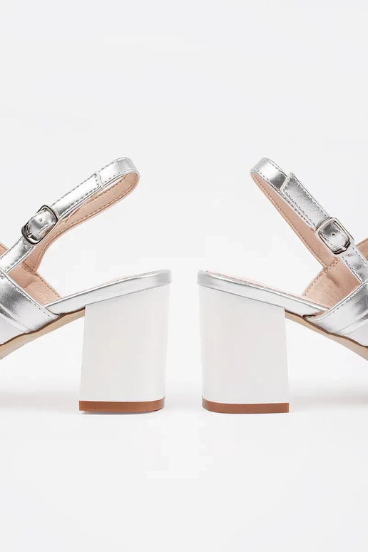 Moteriškos basutės ant aukštakulnio... Moteriškos basutės ant aukštakulnio...