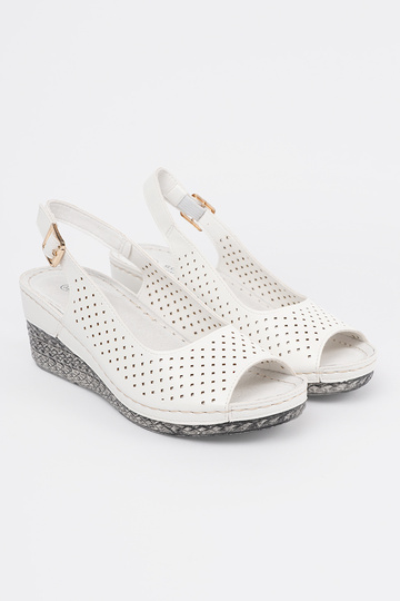 Baltos spalvos ažūriniai... 2