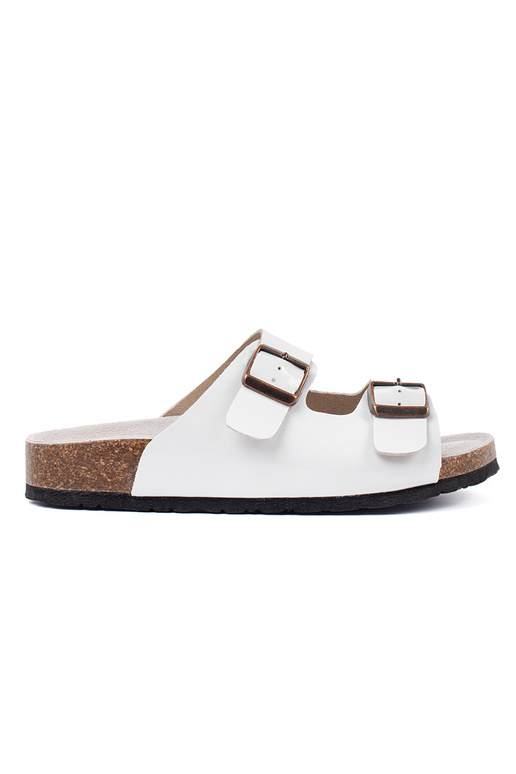 Balti šlepetės ant plokščio pado