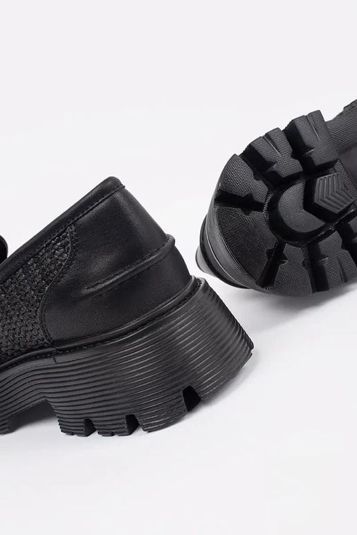 Juodos spalvos mokasinai su platforma...