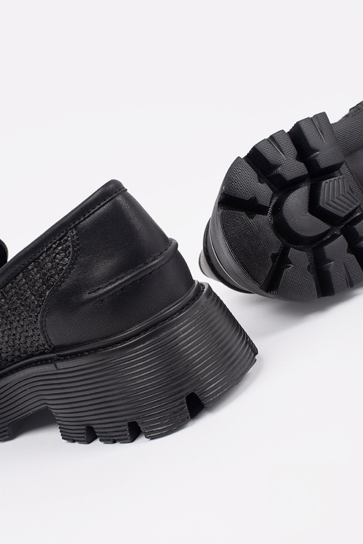 Juodos spalvos mokasinai su platforma...