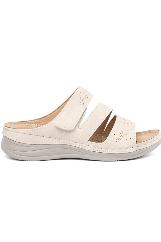 Šlepetės ant žemos platformos ryškiai...