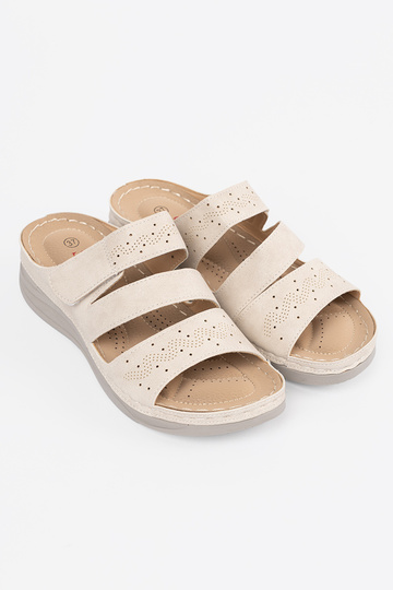 Šlepetės ant žemos... 2