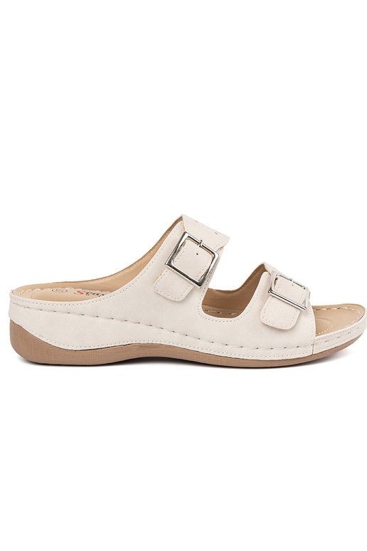 Basutės ant žemos platformos su...