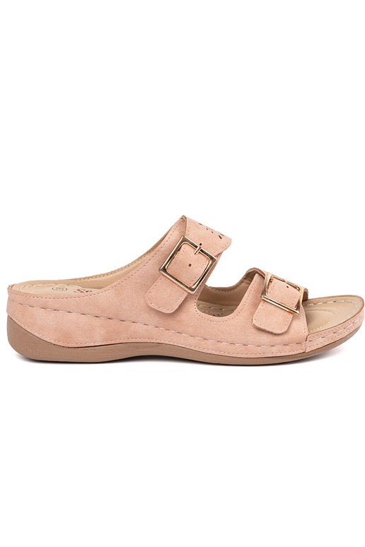 Basutės ant žemos platformos su...