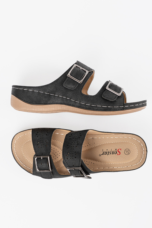 Basutės ant žemos platformos su...