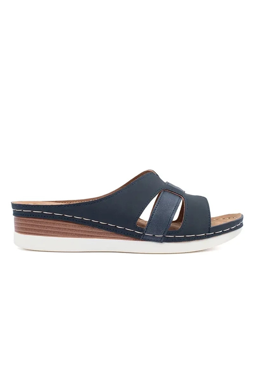 Patogios šlepetės ant žemos... Patogios šlepetės ant žemos...