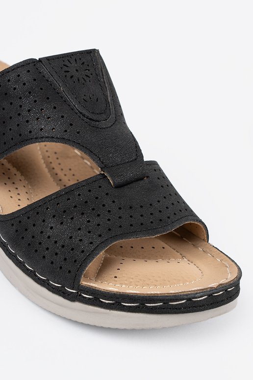 Patogūs šlepetės su įrangais juodos...