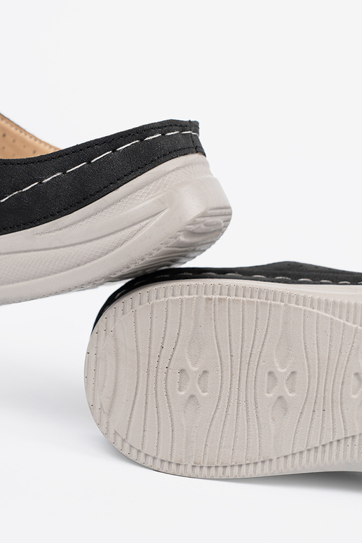 Patogūs šlepetės su įrangais juodos...