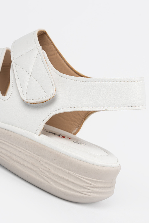 Moteriški sandalai su lipukais baltos... Moteriški sandalai su lipukais baltos...