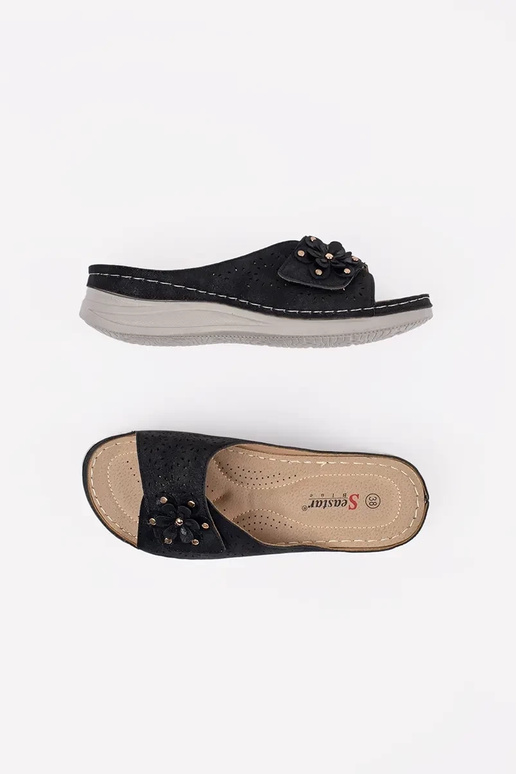 juodos spalvos moteriškos šlepetės...