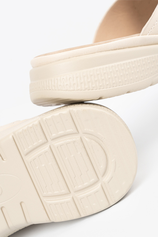 Šlepetės su platforma dramblio kaulo...