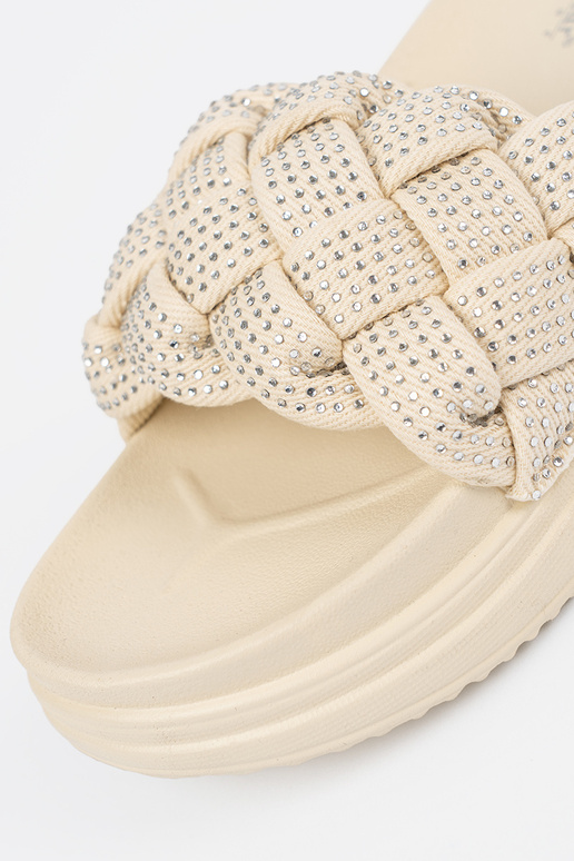 Šlepetės su kristalais ryškiai smėlio...