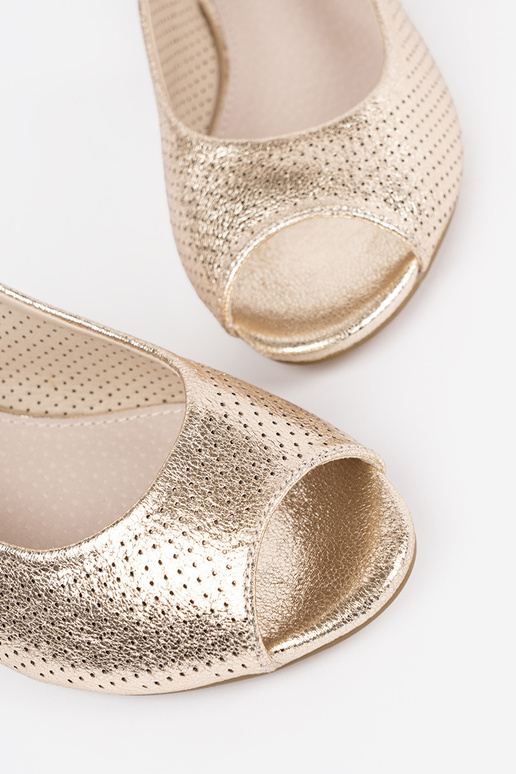 Aukso spalvos ažūriniai moteriški... Aukso spalvos ažūriniai moteriški...