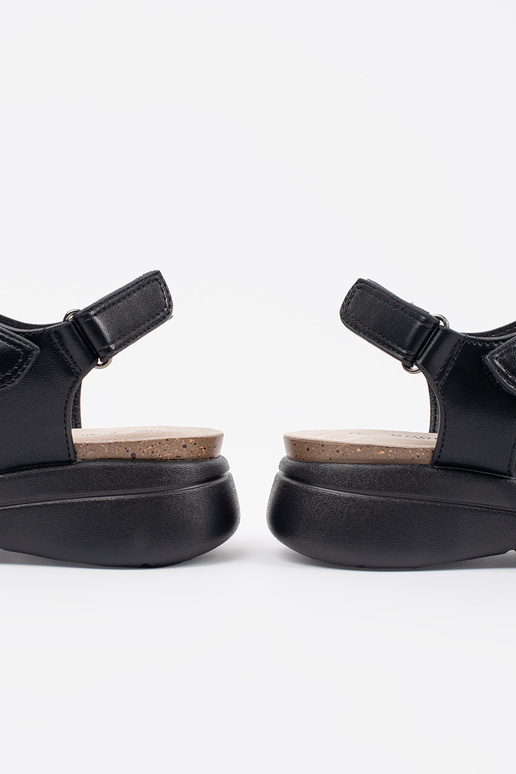 Patogūs sandalai moterims juodos spalvos