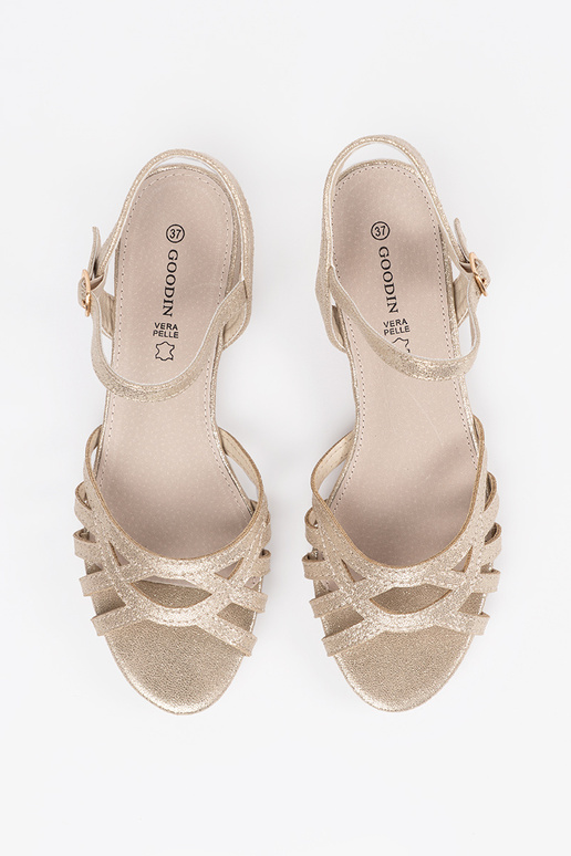 Basutės auksinės spalvos