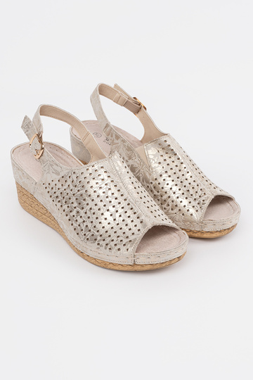 Smėlio spalvos basutės 2